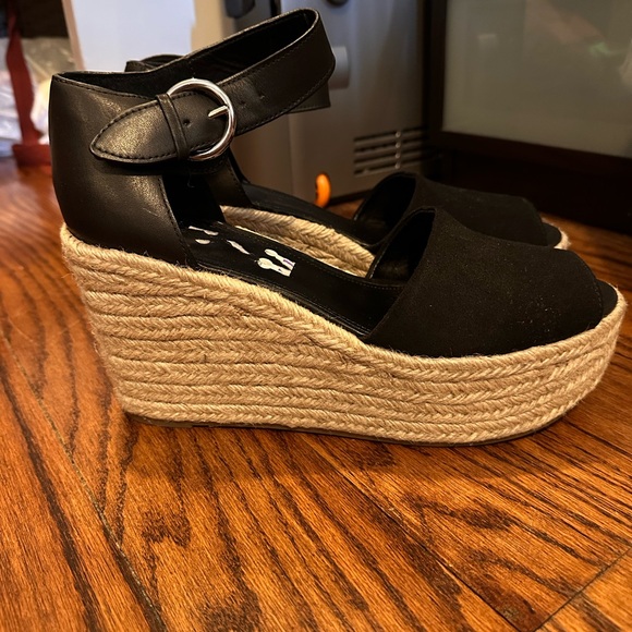 Marc Fisher platform Espadrilles - Picture 4 of 5